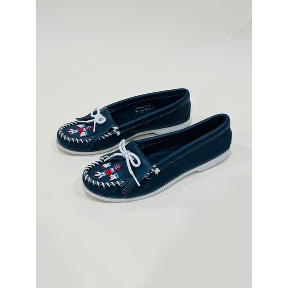 Minnetonka Moccasins Women's Blue Beaded Thunderbird Slip On Loafers 6 - Picture 1 of 4
